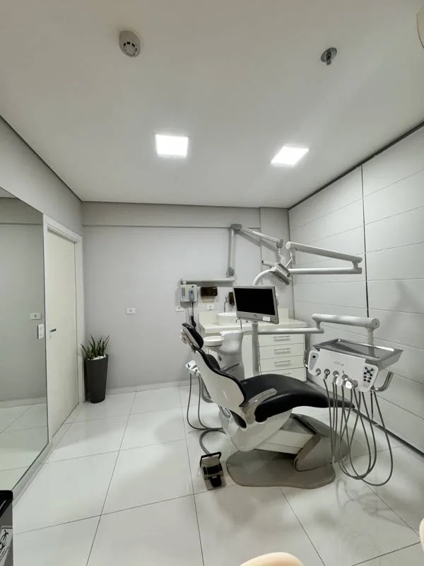 Implante Dentário – Dra. Fernanda Pierre São José dos Campos